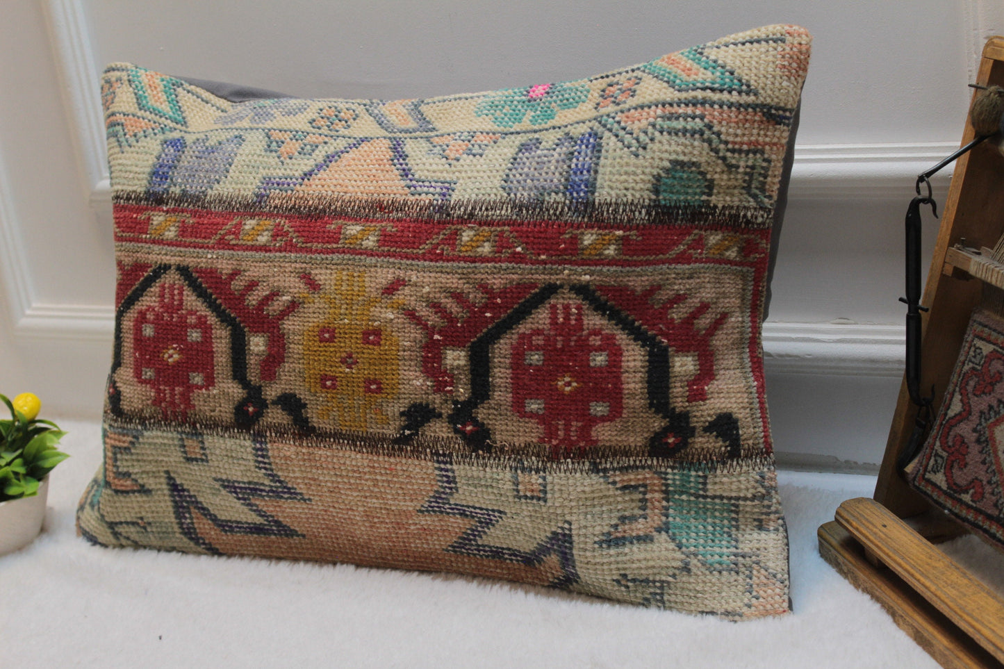 Handmade Kilim Pillow Cover: Organic Wool Boho Decor (16x24 inc)