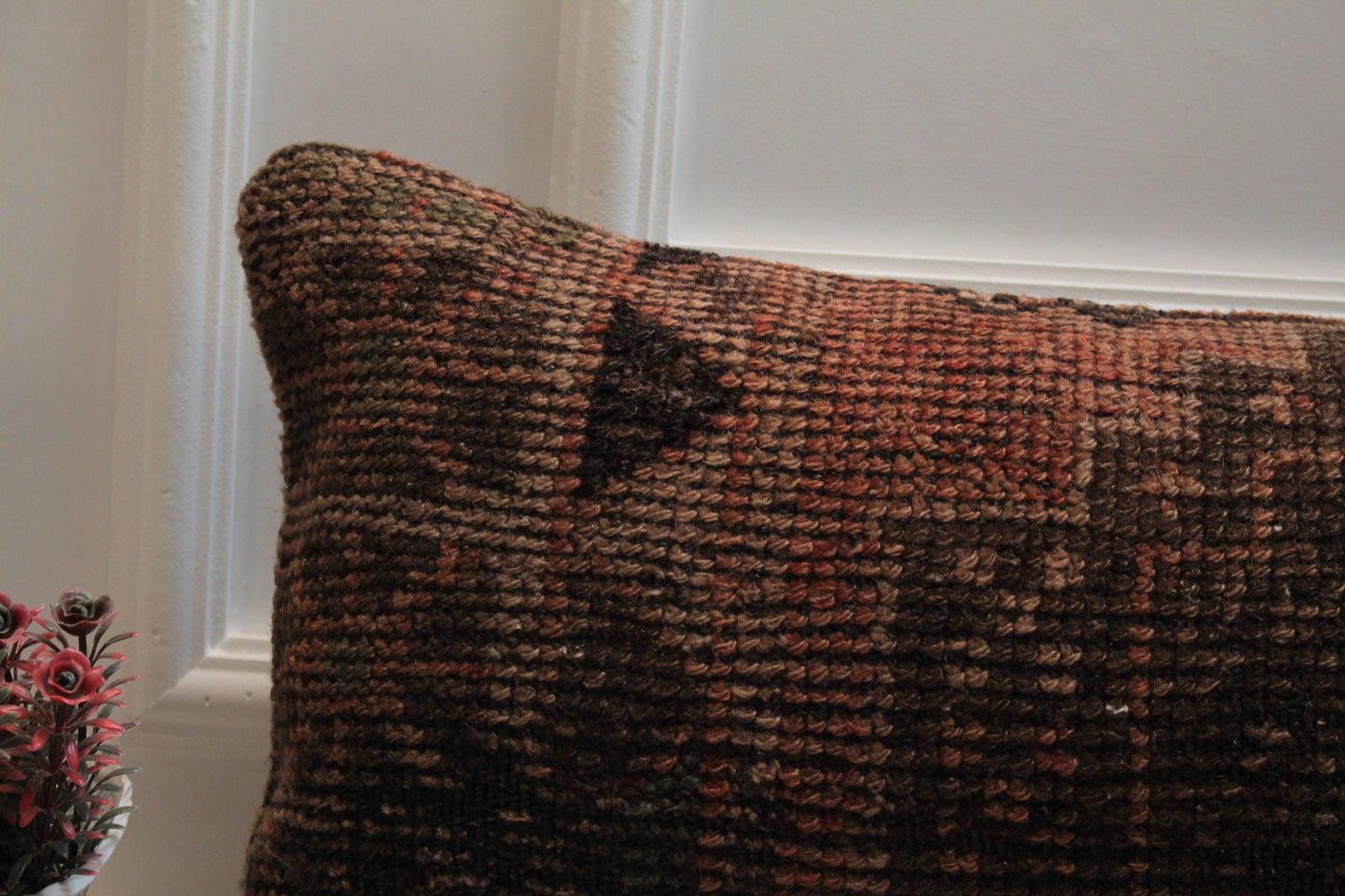 Handmade Turkish Rug Lumbar Pillow Cover: Red Wool Decor (12x36 in)