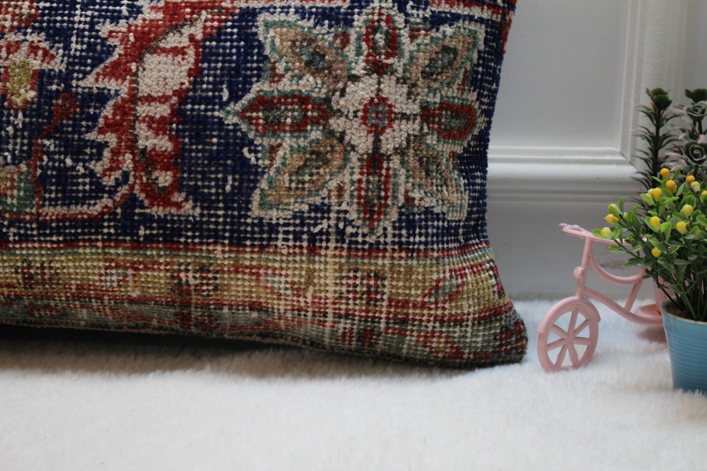 Vintage Turkish Rug Lumbar Pillow Cover: Ethnic Woven Wool, 12x36 inch