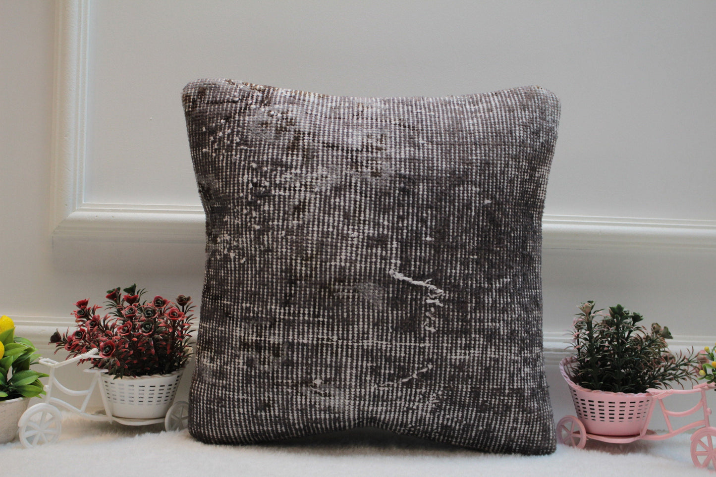 Gray Turkish Rug Pillow Cover: Handwoven Kilim, Upcycled Wool (16x16 inch)