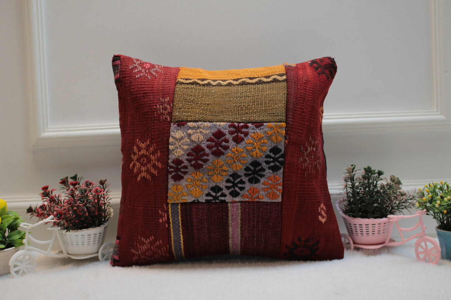 Handmade Patchwork Kilim Pillow Cover: Upcycled Woven Rug, 16x16 inch