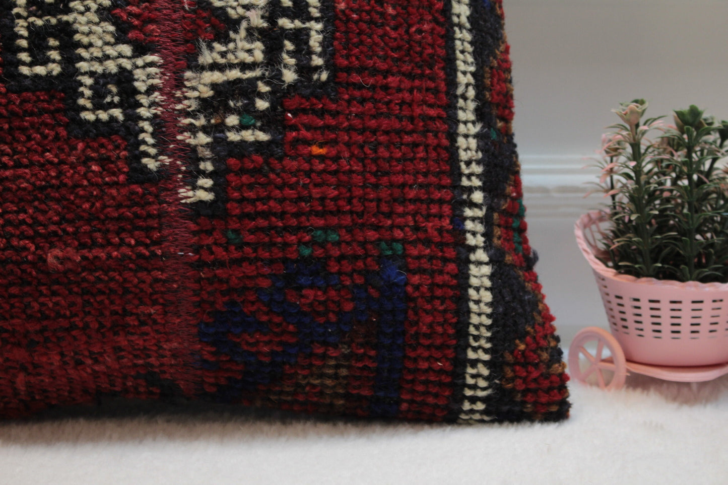 Handmade Turkish Rug Pillow Cover: Vintage Wool Throw Pillow (16x16 in)