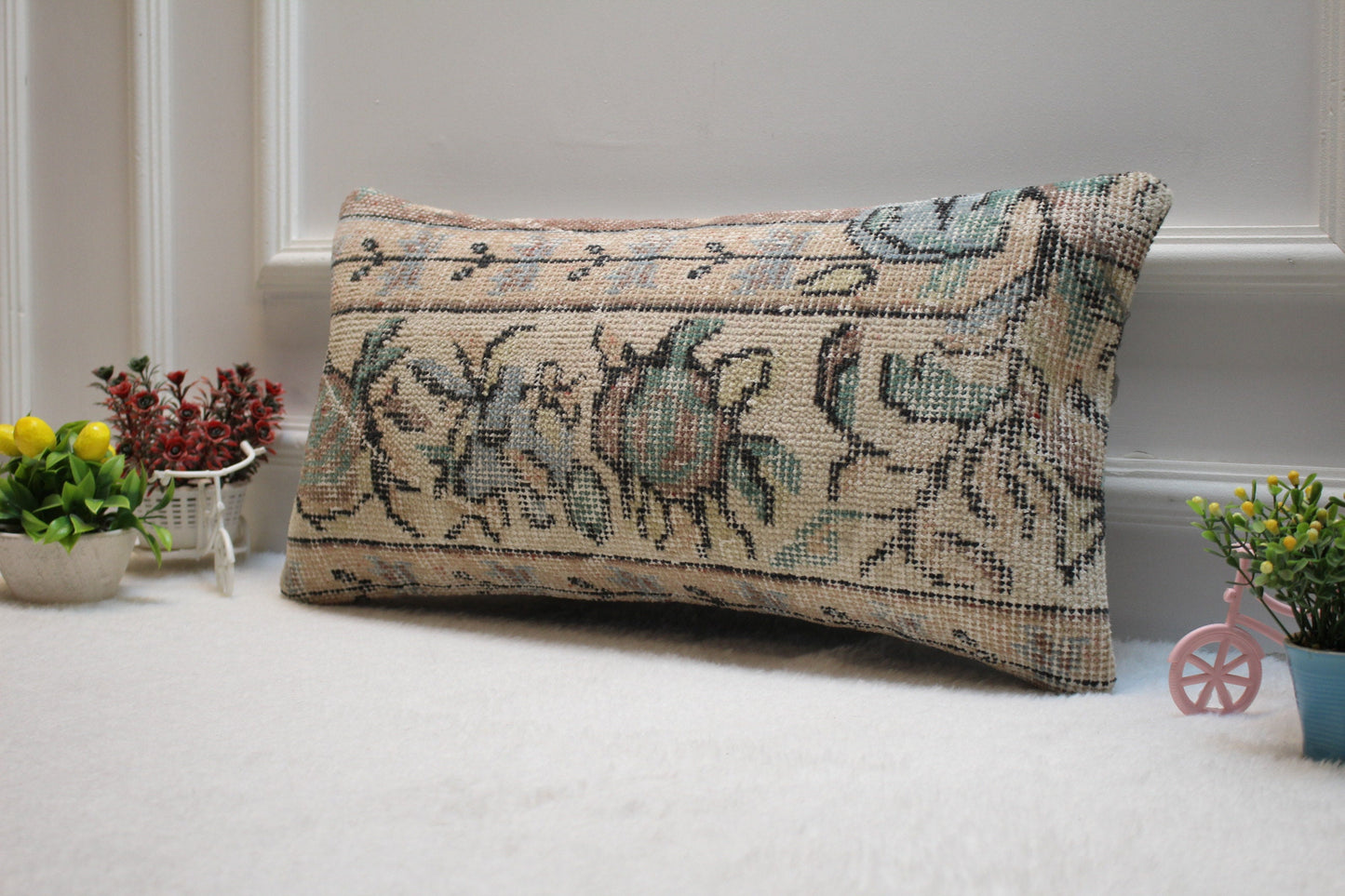Floral Turkish Rug Lumbar Pillow Cover: Upcycled Wool, 12x24 inc