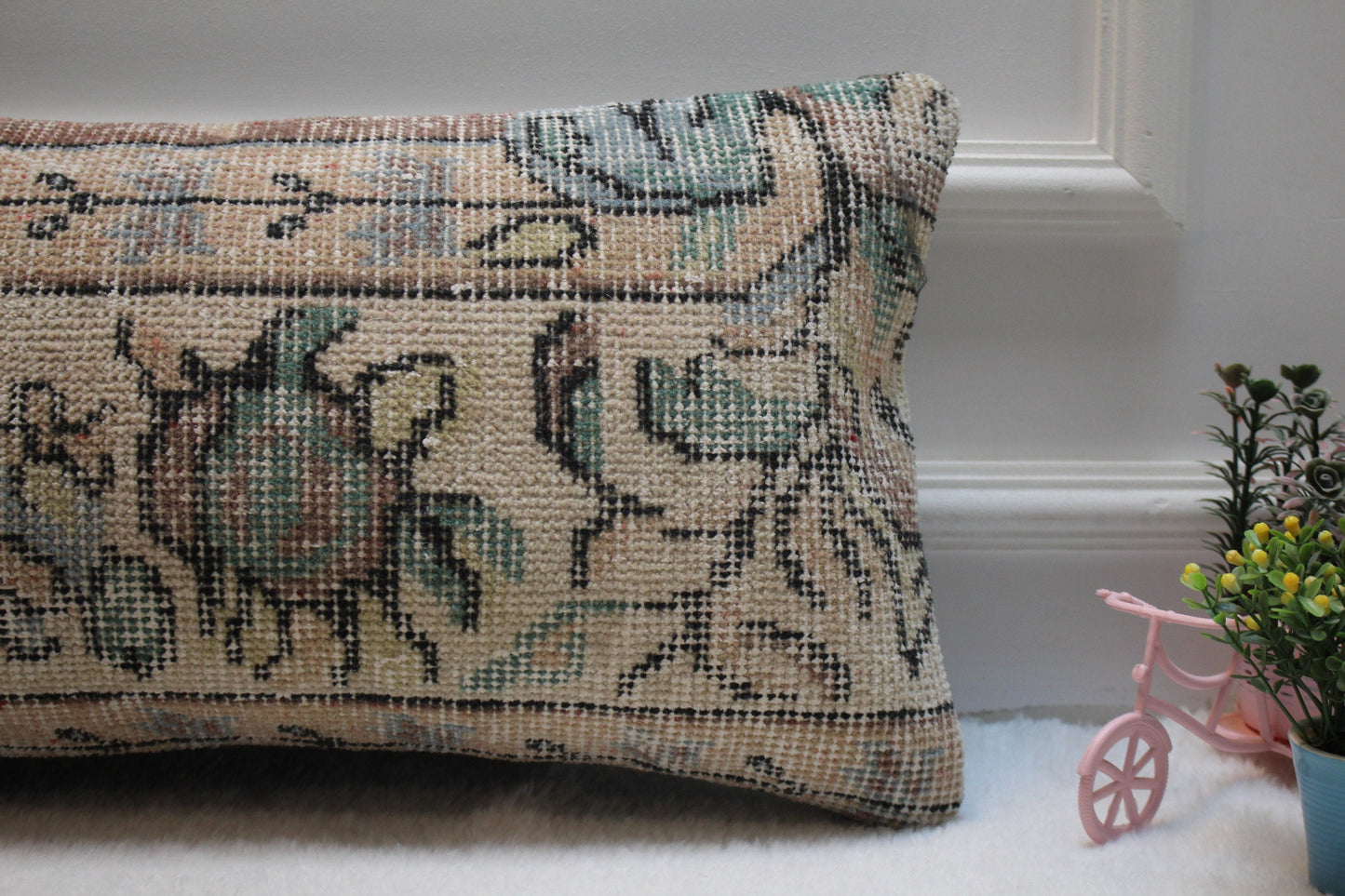 Floral Turkish Rug Lumbar Pillow Cover: Upcycled Wool, 12x24 inc