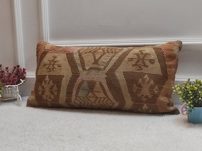 Vintage Turkish Kilim Pillow Cover: Ethnic Woven Wool Lumbar Pillow (12x24 in)