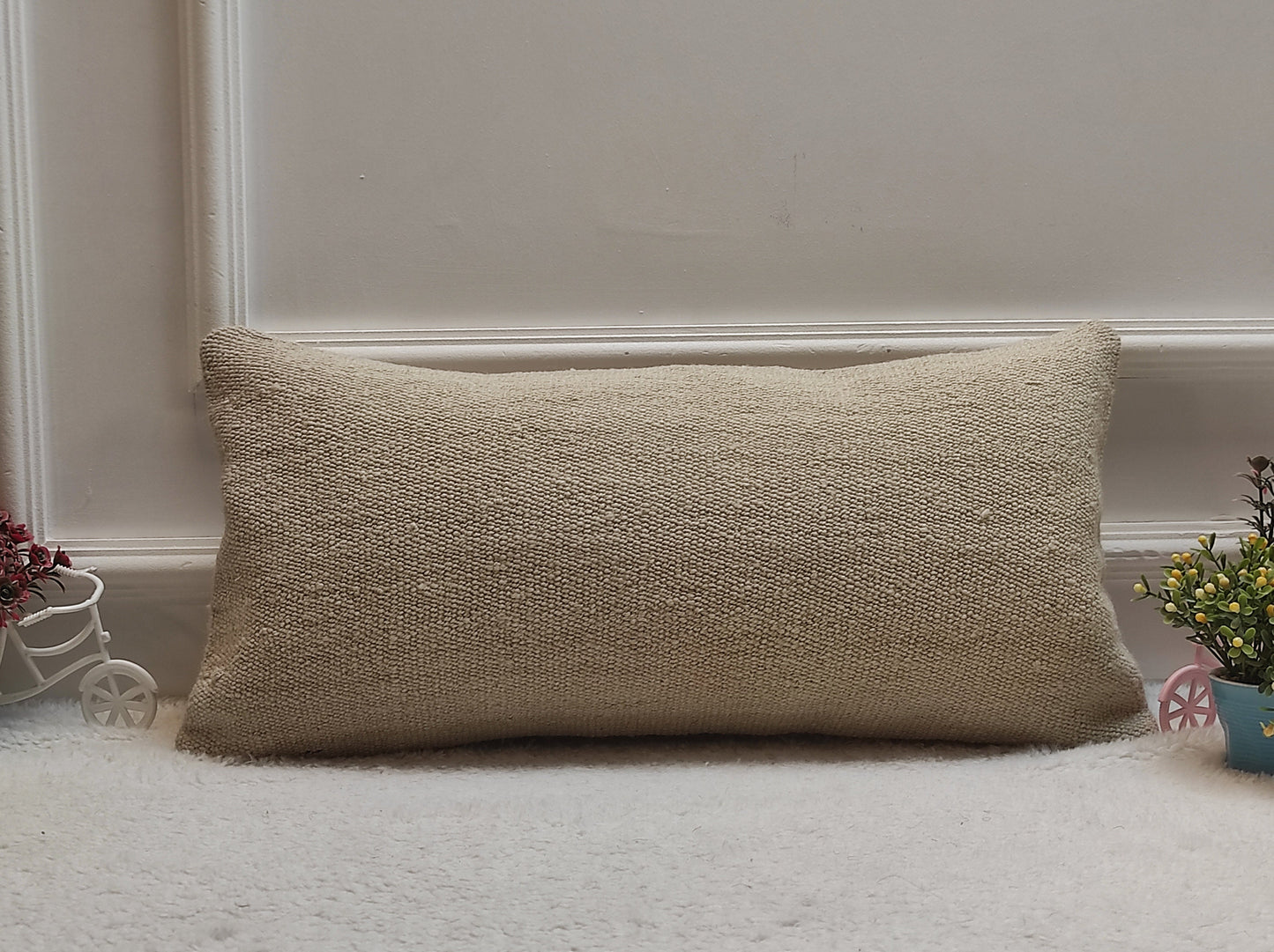 Vintage Kilim Lumbar Pillow Cover: Upcycled Woven Rug, 12x24 inch