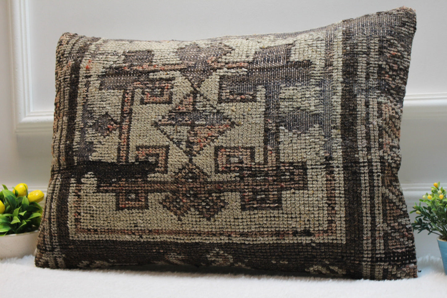 Handmade Kilim Lumbar Pillow Cover: Vintage Turkish Rug, 16x24 inch