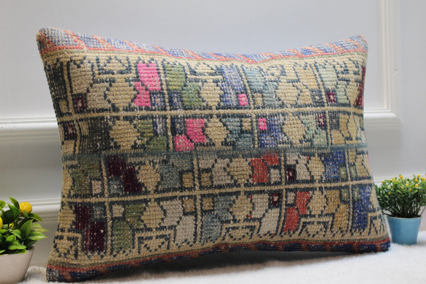 Floral Turkish Rug Lumbar Pillow Cover: Handmade Wool Pillow Case (16x24 in)