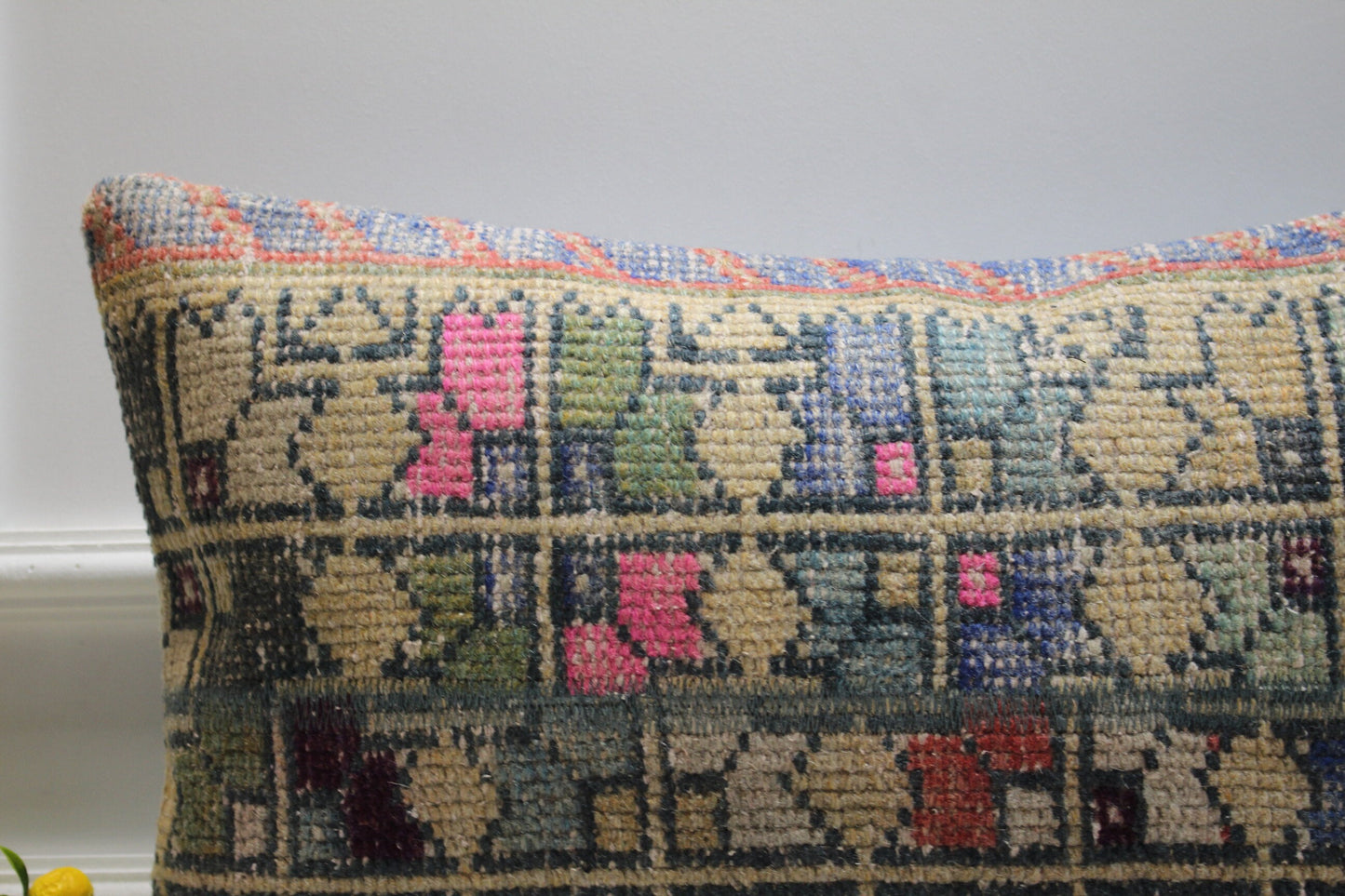 Floral Turkish Rug Lumbar Pillow Cover: Handmade Wool Pillow Case (16x24 in)