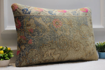 Handmade Vintage Turkish Rug Pillow Cover: Organic Wool, 16x24 inch