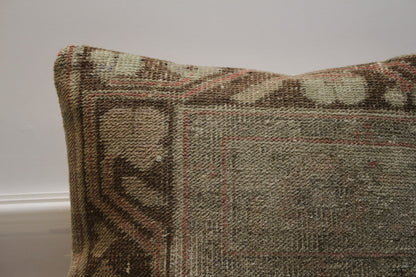 Handmade Turkish Rug Pillow Cover: Vintage Kilim, 16x16 inch