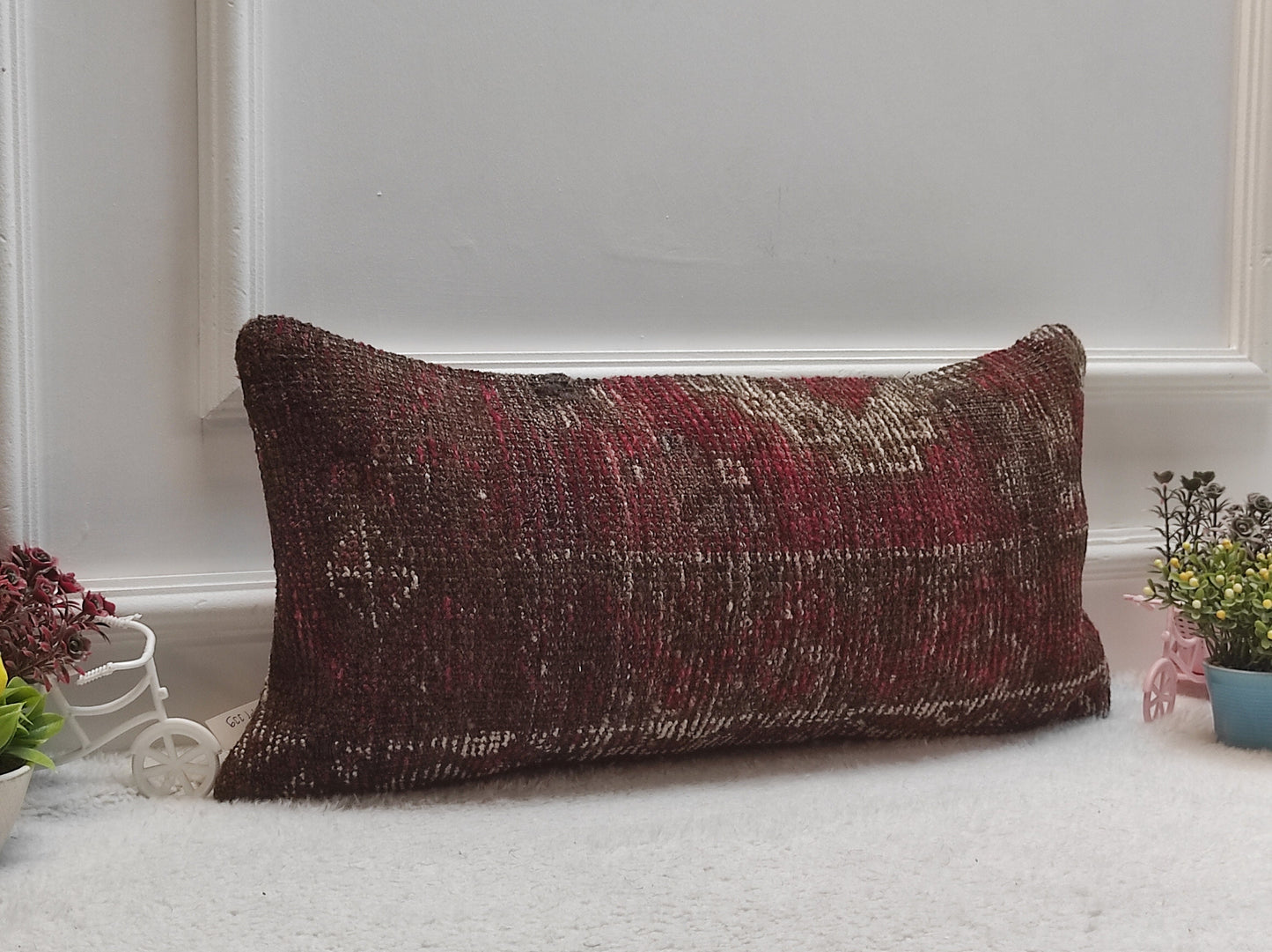 Handmade Turkish Kilim Lumbar Pillow Cover: Organic Wool, 12x24 inch