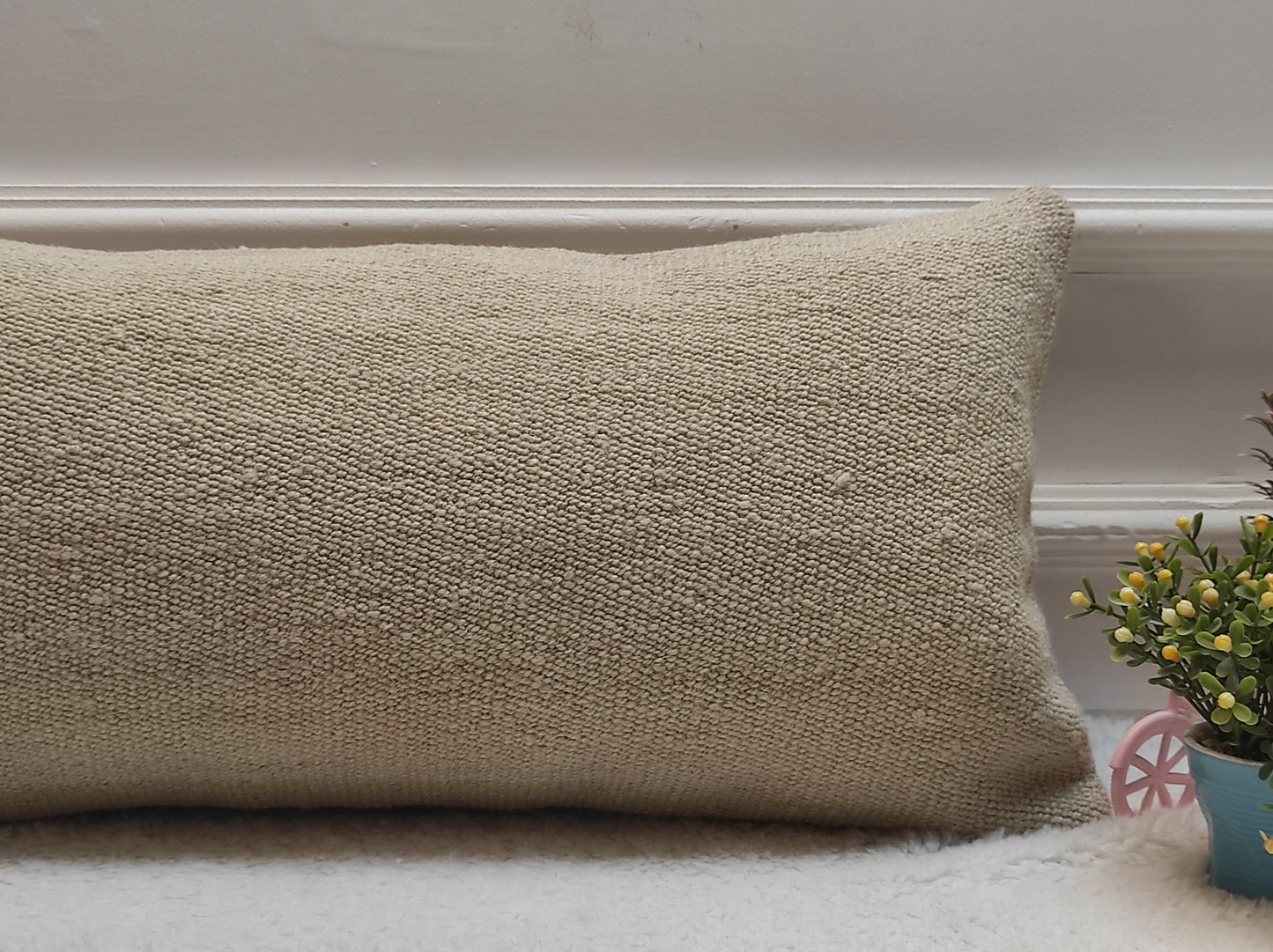 Vintage Kilim Lumbar Pillow Cover: Upcycled Woven Rug, 12x24 inch