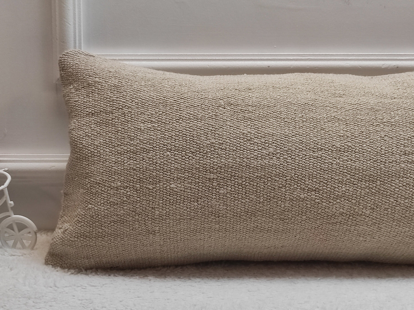 Vintage Kilim Lumbar Pillow Cover: Upcycled Woven Rug, 12x24 inch