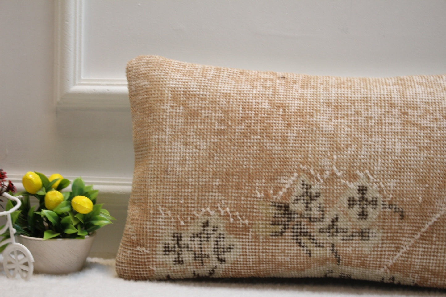 Vintage Turkish Rug Lumbar Pillow: Organic Wool Pillow Cover (12x24 in)