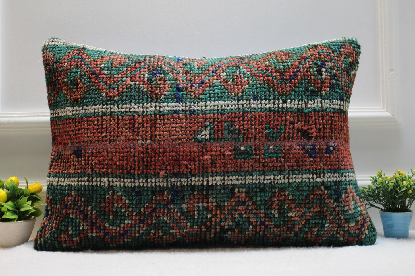 Handmade Turkish Rug Lumbar Pillow Cover: Boho Home Decor (16x24 inch)
