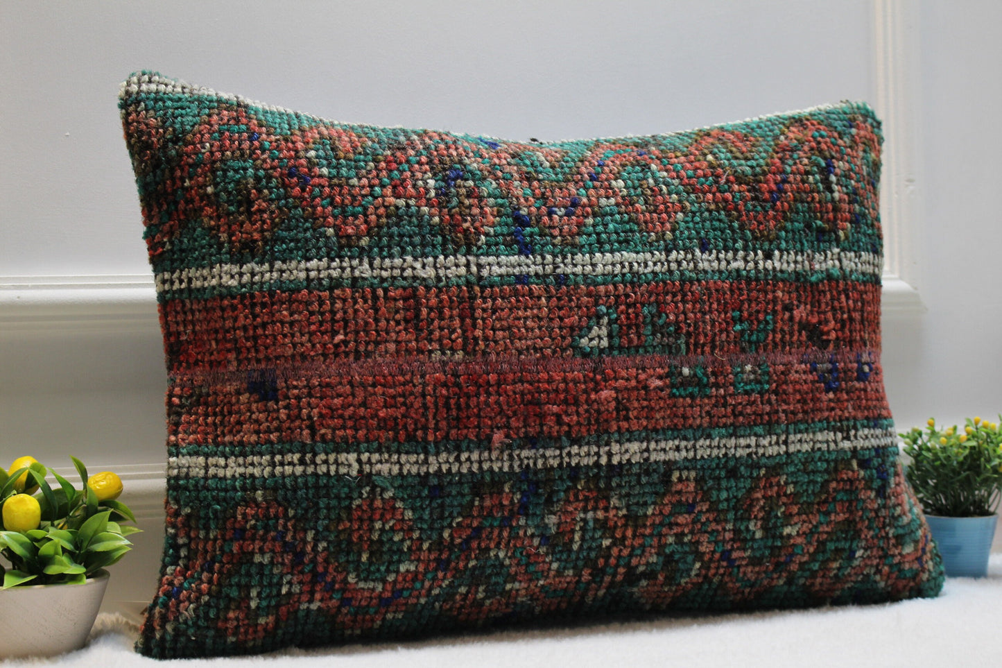Handmade Turkish Rug Lumbar Pillow Cover: Boho Home Decor (16x24 inch)