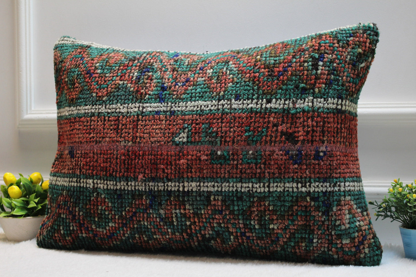 Handmade Turkish Rug Lumbar Pillow Cover: Boho Home Decor (16x24 inch)