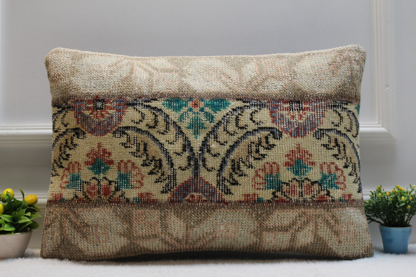 Handmade Turkish Rug Lumbar Pillow Cover: Boho Patchwork (16x24 in)
