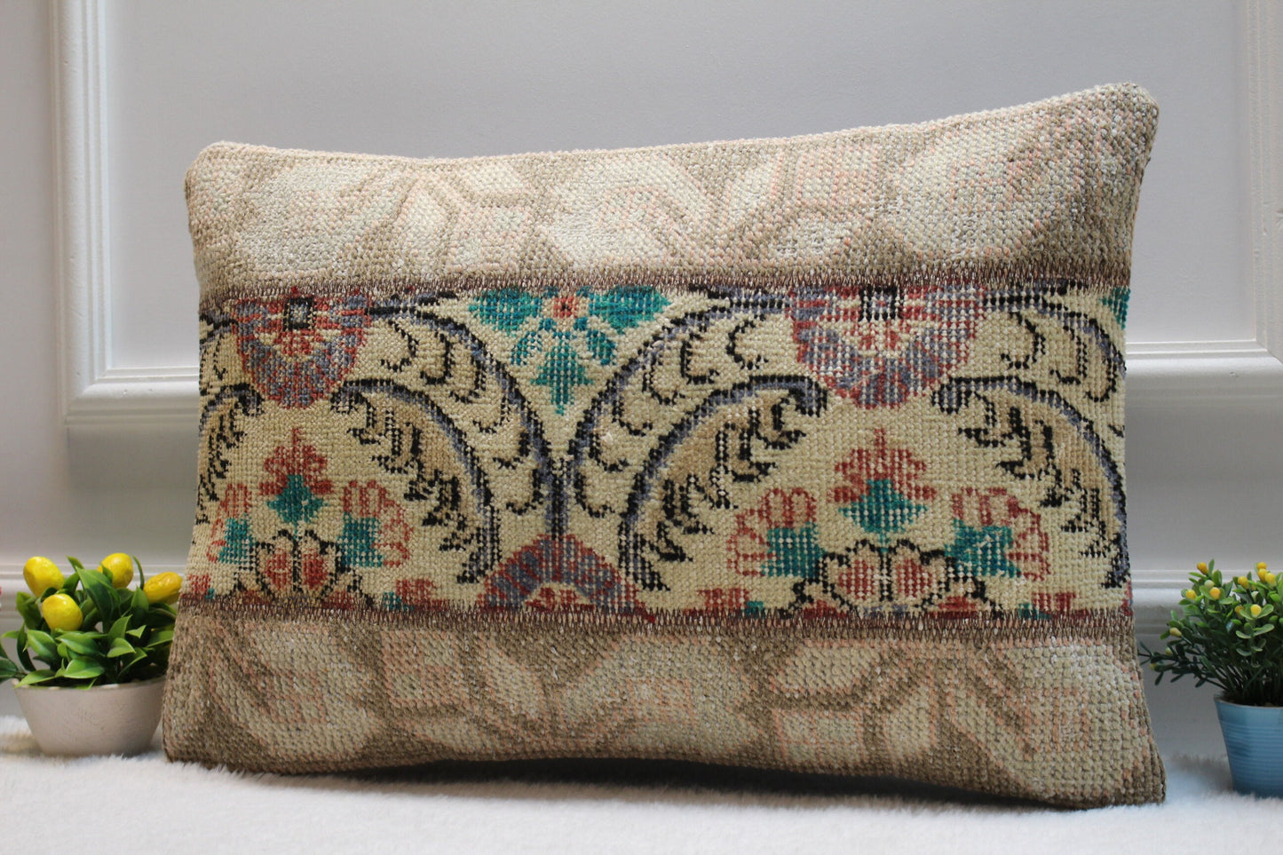 Handmade Turkish Rug Lumbar Pillow Cover: Boho Patchwork (16x24 in)