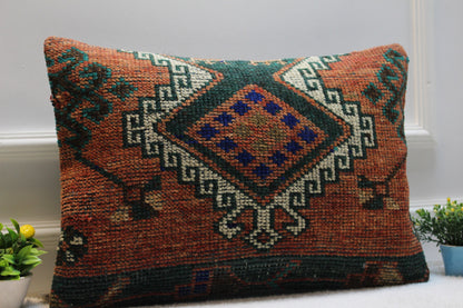Vintage Turkish Rug Pillow Cover: Handmade Kilim Lumbar Pillow (16x24 in)