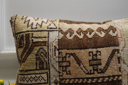Handmade Kilim Pillow Cover: Upcycled Woven Wool, Oriental Design (16x24 inch)