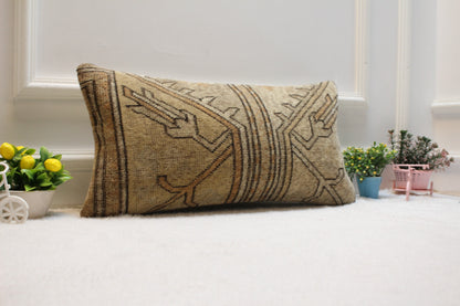 Geometric Kilim Pillow Cover: Beige Boho Lumbar Pillow (12x24 inch)