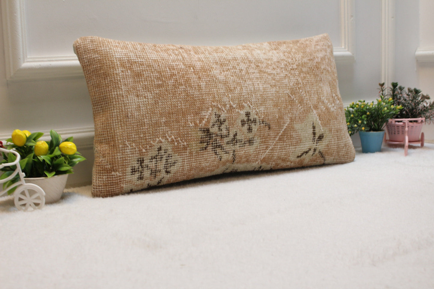 Vintage Turkish Rug Lumbar Pillow: Organic Wool Pillow Cover (12x24 in)