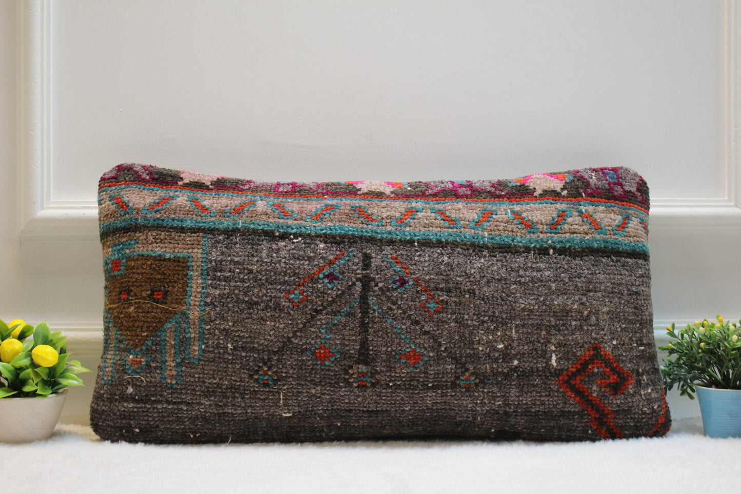Handmade Gray Wool Lumbar Pillow Cover: Vintage Turkish Rug, 12x24 inc
