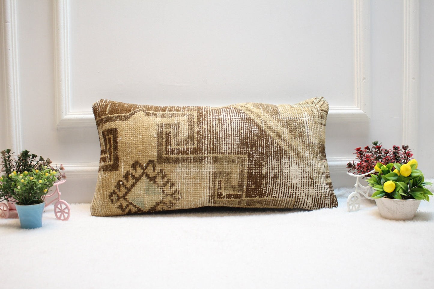 Handwoven Kilim Pillow Cover: Upcycled Wool, Beige Brown (12x24 in)