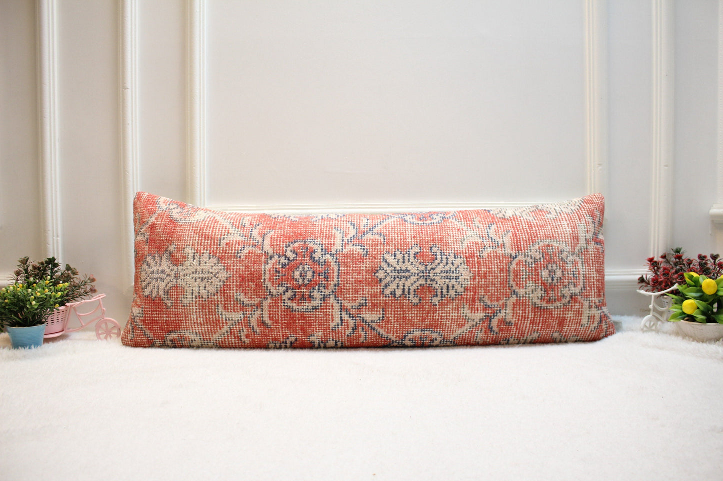 Floral Turkish Rug Lumbar Pillow Cover: Vintage Wool Pillow Case (12x36 in)