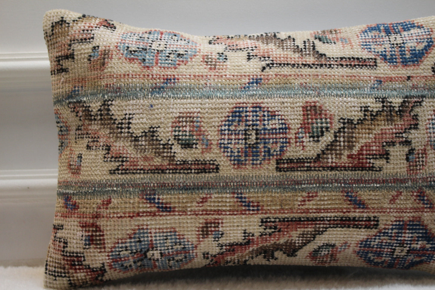 Floral Kilim Pillow Cover: Upcycled Turkish Rug, Boho Decor (12x20 inc)