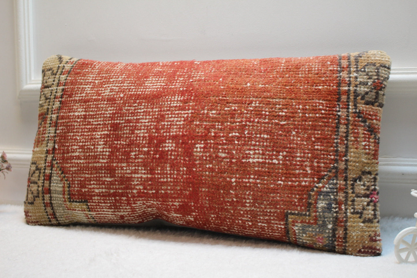 Handmade Kilim Pillow Cover: Vintage Wool Rug, Red Beige (12x24 inc)