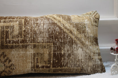 Handwoven Kilim Pillow Cover: Upcycled Wool, Beige Brown (12x24 in)