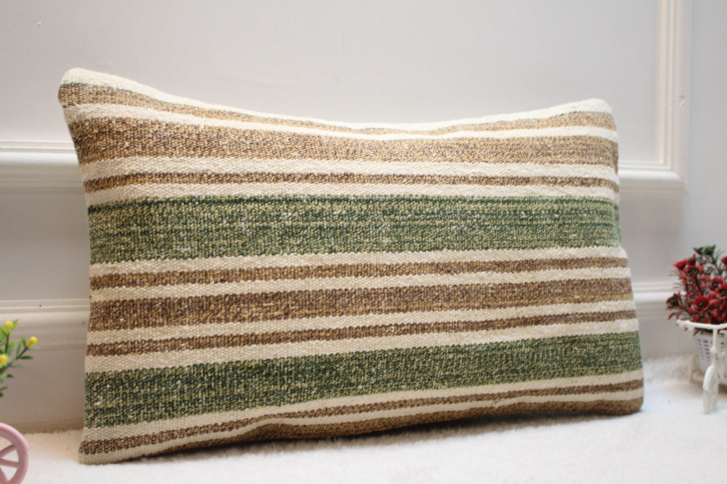 Handmade Kilim Pillow Cover: Upcycled Woven Rug, Green Beige (12x24 in)