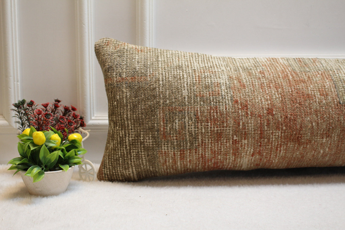 Vintage Turkish Rug Lumbar Pillow Cover: Boho Woven Wool (12x36 in)