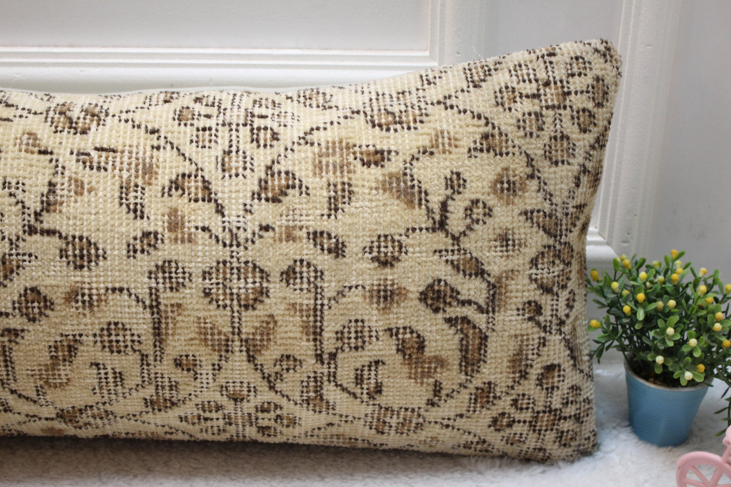 Floral Turkish Rug Lumbar Pillow Cover: Beige Boho Pillow Case (12x36 in)