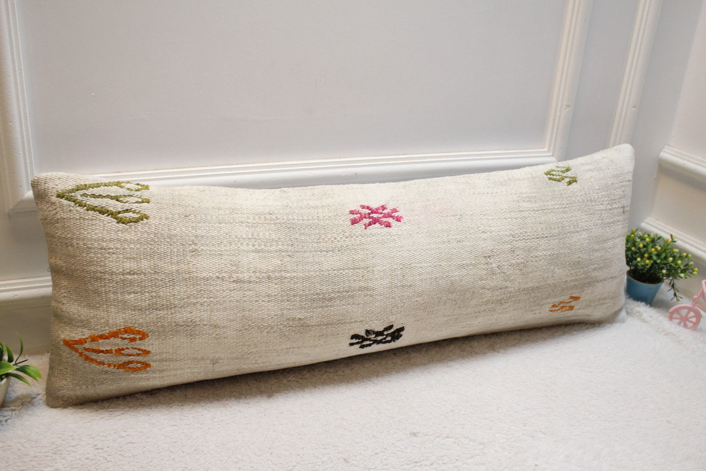 Handmade Wool Kilim Lumbar Pillow Cover: White Bedroom Decor (12x36 in)