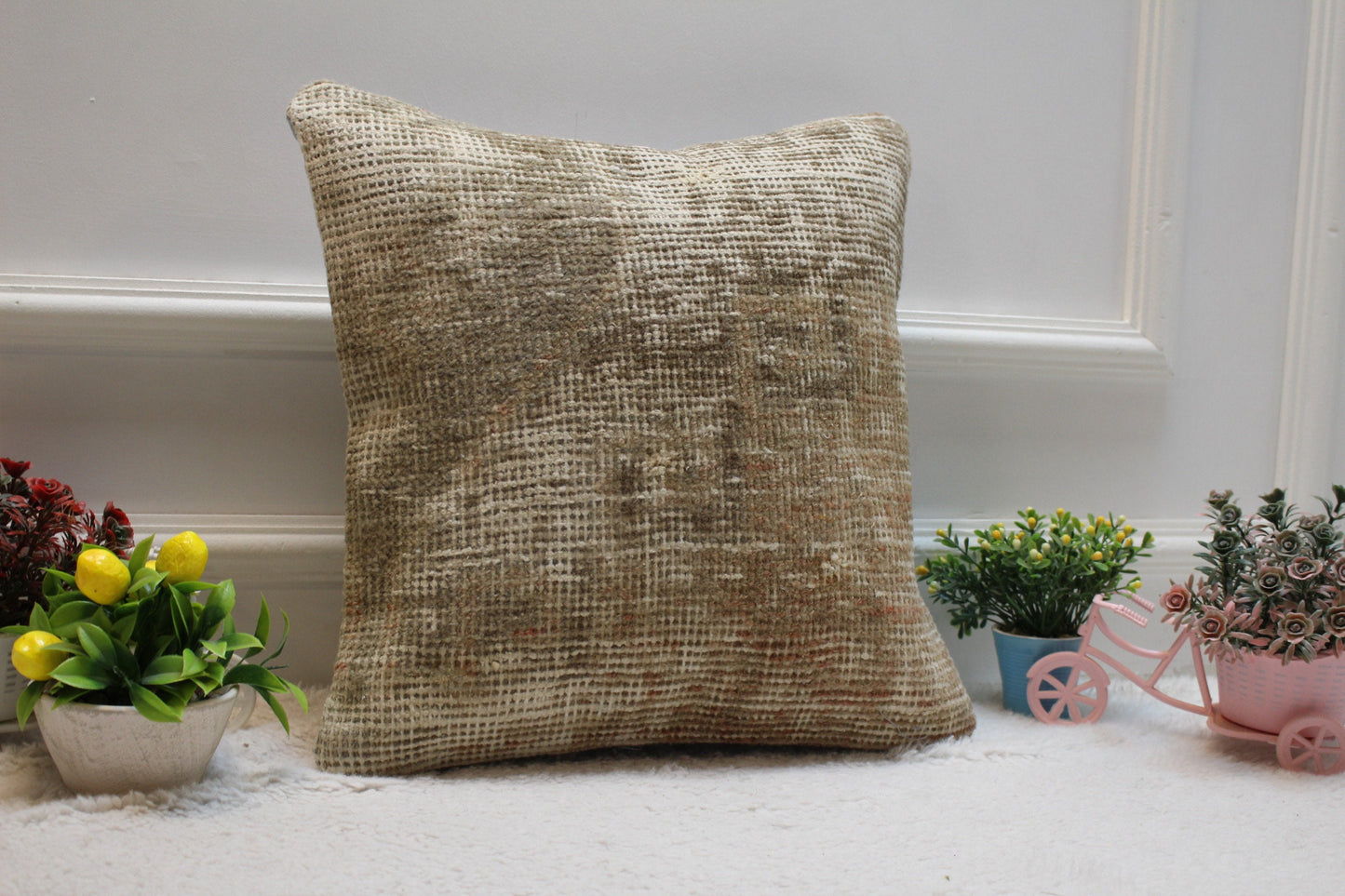 Handmade Turkish Kilim Pillow Cover: Upcycled Wool Rug, 16x16 inch