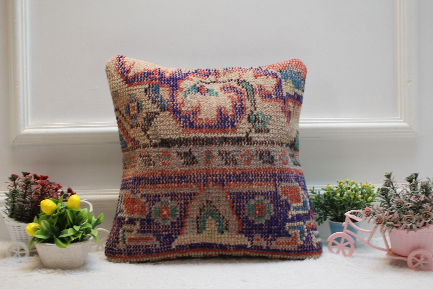 Handmade Kilim Pillow Cover: Upcycled Wool Rug, 16x16 inc