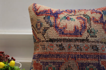 Handmade Kilim Pillow Cover: Upcycled Wool Rug, 16x16 inc