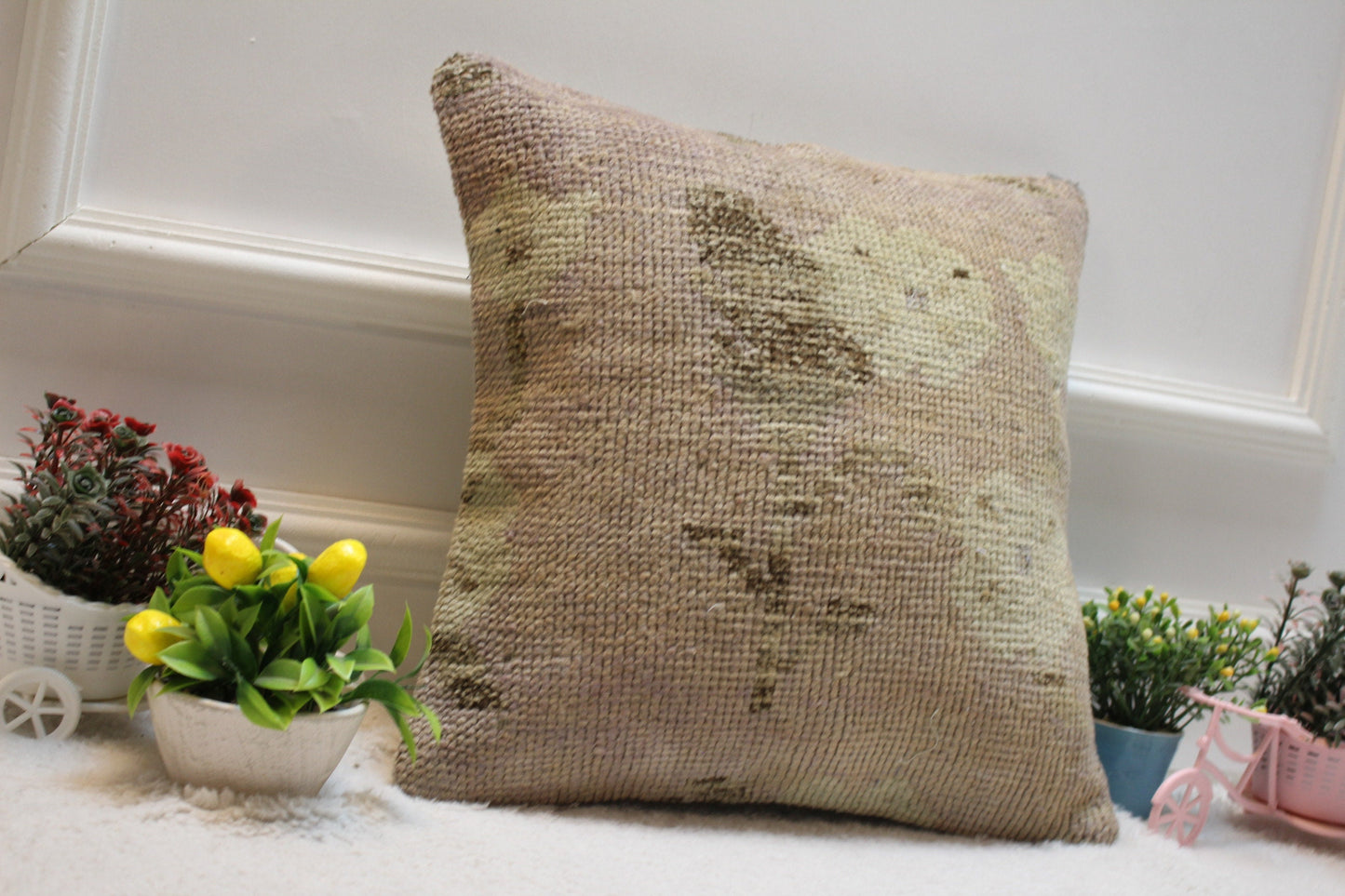Floral Turkish Rug Pillow Cover: Handmade Vintage Wool Throw Pillow (16x16 in)