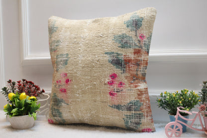 Beige Vintage Turkish Rug Pillow Cover: Handmade Wool Throw Pillow (16x16 inc)