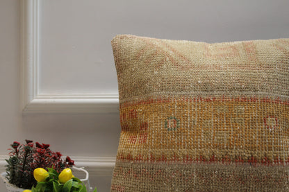 Handmade Beige Turkish Rug Pillow Cover: Vintage Woven Wool (16x16 in)
