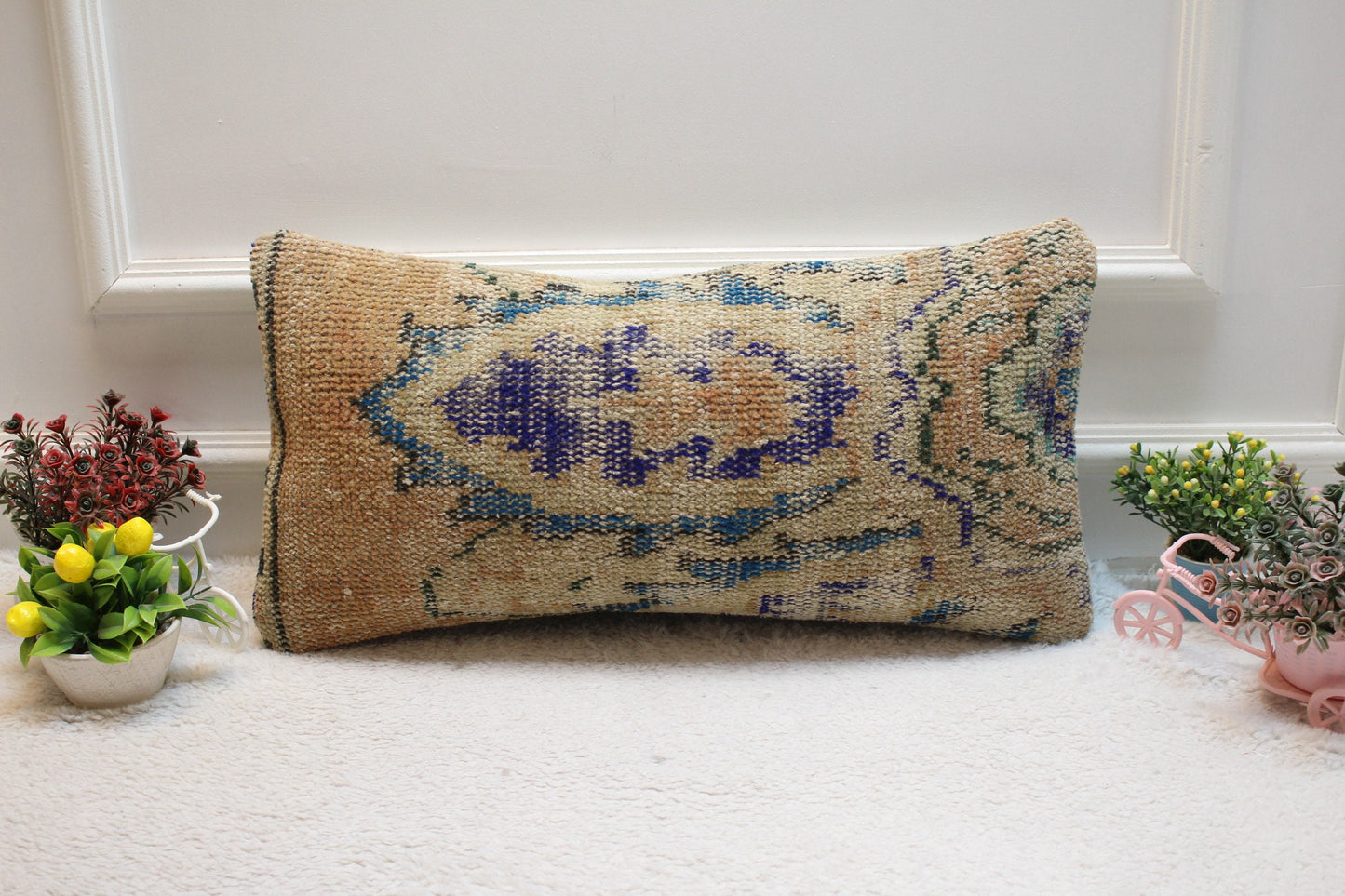 Floral Kilim Lumbar Pillow Cover: 12x24 inch, Upcycled Wool Rug