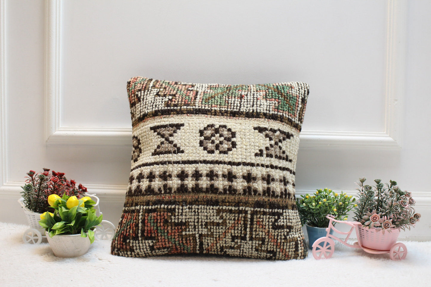 Geometric Turkish Rug Pillow Cover: 16x16 Handwoven Wool Kilim
