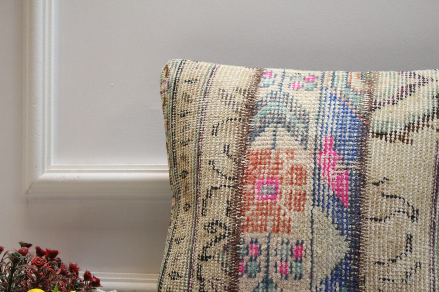 Handmade Beige Turkish Rug Pillow Cover: Patchwork Wool Cushion (16x16)