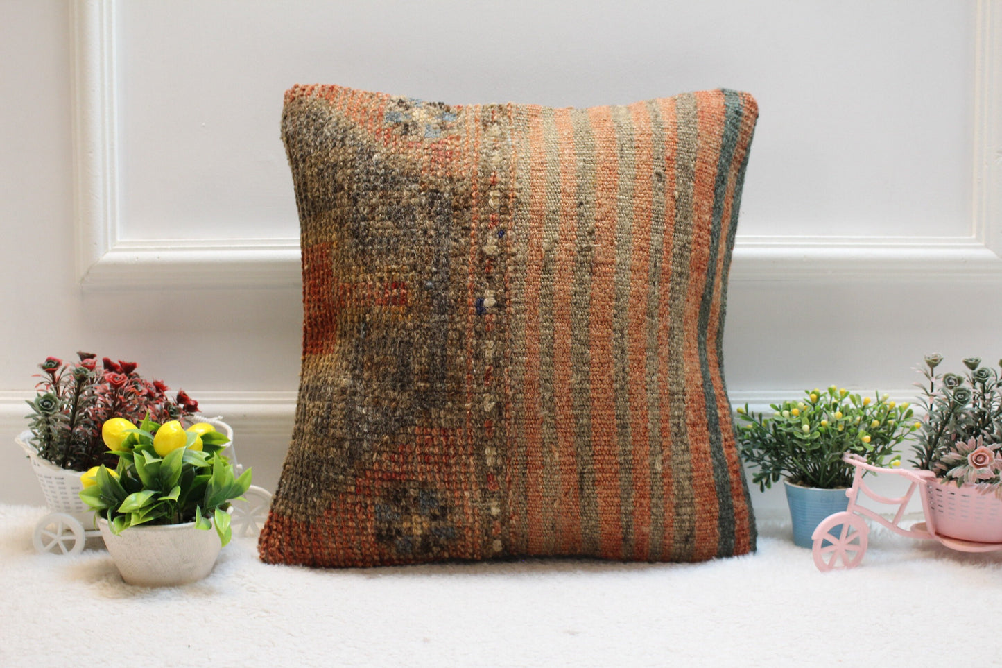 Handmade Kilim Pillow Cover: Vintage Upcycled Wool, 16x16 inch