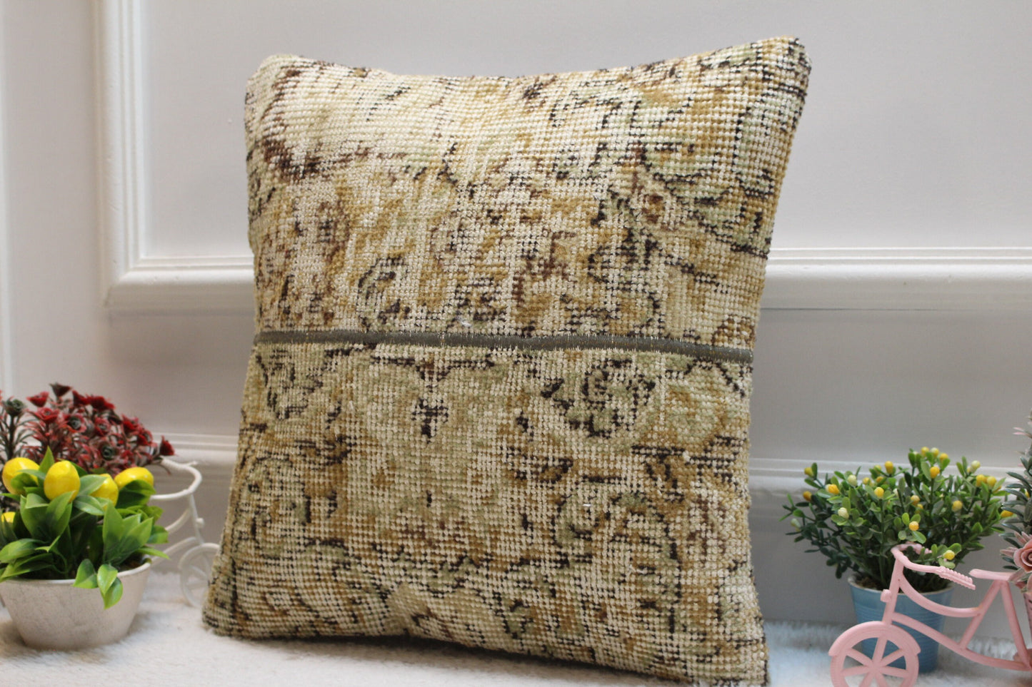 Handmade Floral Kilim Pillow Cover: Vintage Turkish Rug, 16x16 inch