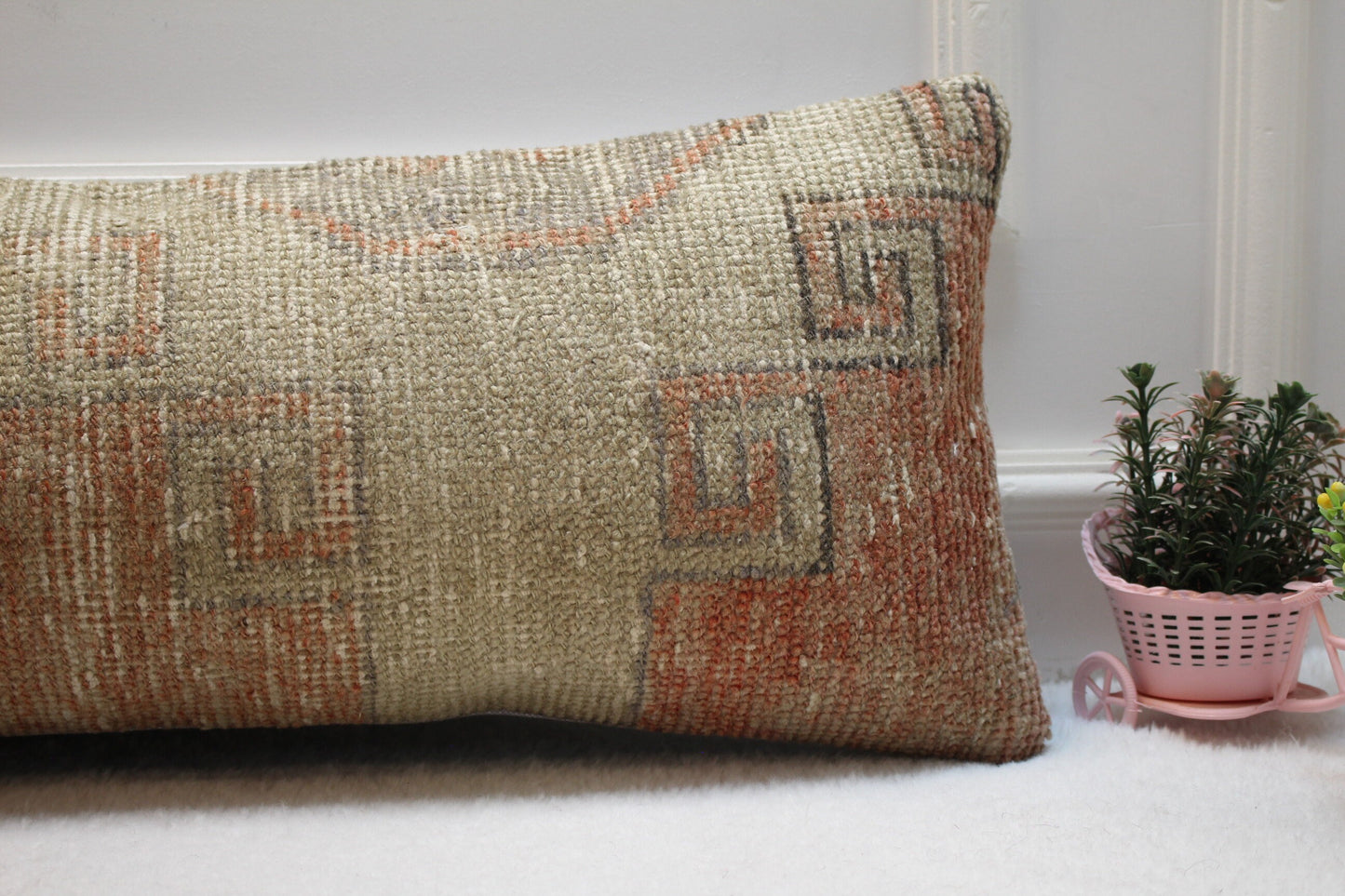 Vintage Turkish Rug Lumbar Pillow Cover: Boho Woven Wool (12x36 in)